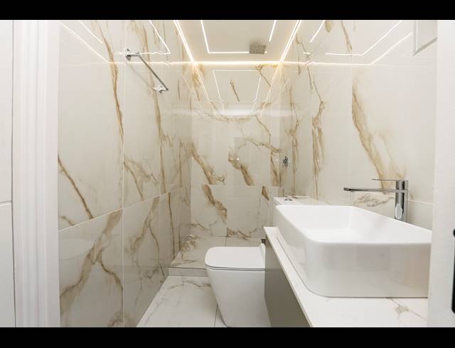 4 BEDROOM TOWNHOUSE FOR SALE IN LA LUCIA